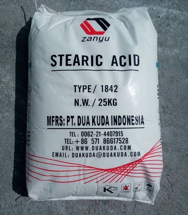 Stearic acid اسید استئاریک صنعتی